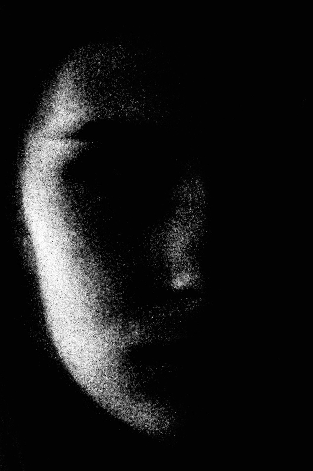 Face in the dark, grain